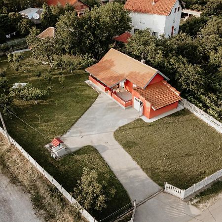 Vikendica Castanea Banja Zdrelo Villa Petrovac na Mlavi Luaran gambar