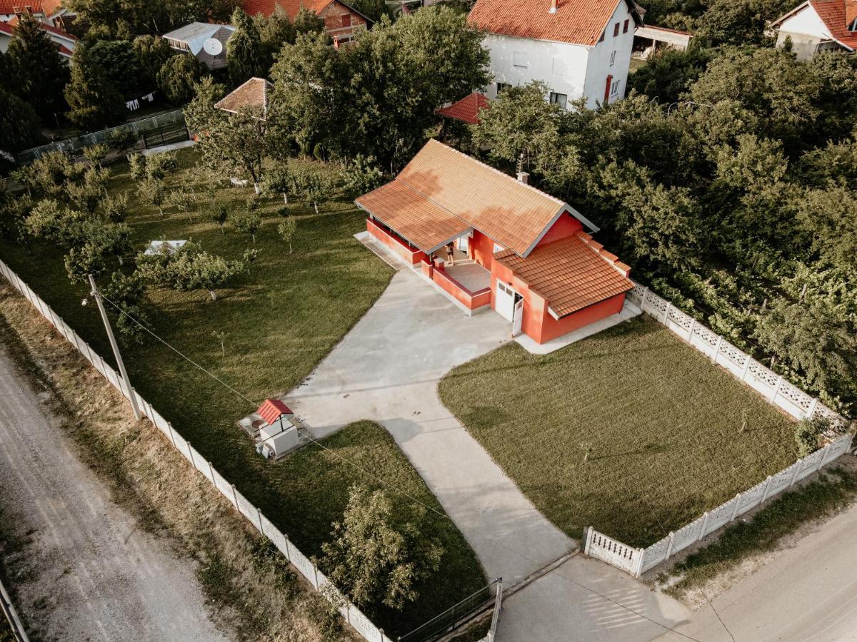 Vikendica Castanea Banja Zdrelo Villa Petrovac na Mlavi Luaran gambar